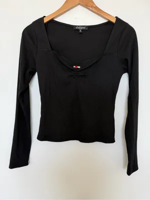 Mixed Wet Seal Black Long-Sleeve Scoop Neck Top thumbnail 1