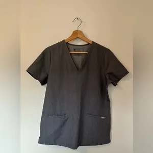 FIGS Casma Three-Pocket Scrub Top in Graphite Gray thumbnail 5