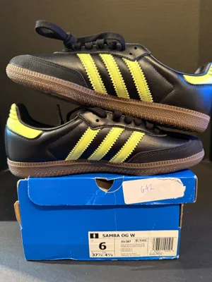 Adidas Women’s Samba OG size 6 thumbnail 2