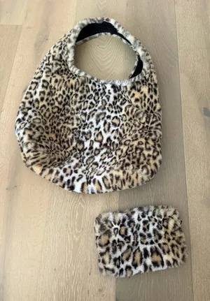 Brandy Melville Cheetah Print furry bag with pouch thumbnail 1