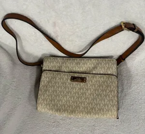 Michael Kors Purse Crossbody thumbnail 1