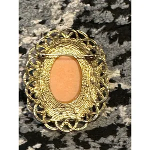 Vintage Cameo Brooch Pin Yellow/Gold Stone Detail Trim Unbranded thumbnail 2