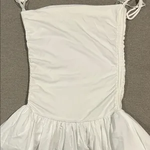 Commense White Sleeveless puffball Dress with Tie Details NWT thumbnail 4