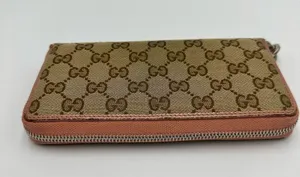 GUCCI GG Supreme Interlocking G Zip-Around Wallet thumbnail 5