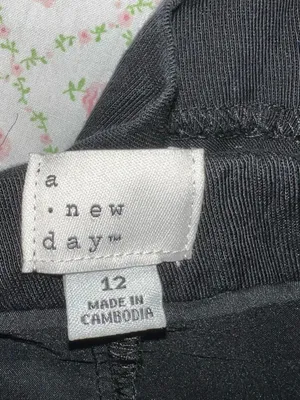 black pleated mini skort. thumbnail 4