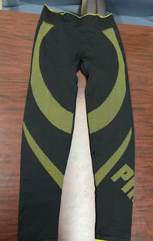PINK Victoria’s Secret Active Workout Leggings Size Large thumbnail 1