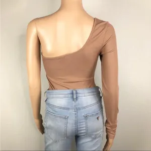 Le lis tan Ribbed one shoulder stretchy bodysuit‎ thumbnail 4