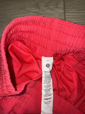 Lululemon Align V-Neck Bra + Hotty Hot High-Rise Short 2.5” thumbnail 11