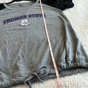 ✨ New‎ Era Women’s Truman State University Black Gray Top Medium thumbnail 8