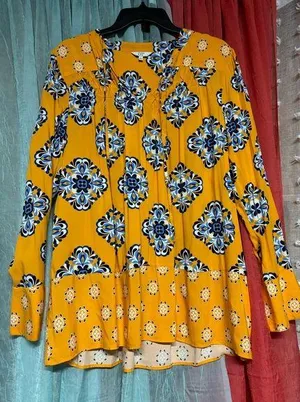 Crown & Ivy long sleeve tunic large thumbnail 1