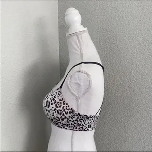 Victoria’s Secret Very Sexy Push-Up Bra Leopard Print Size 32DD thumbnail 4