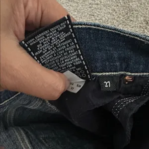 7 For All Mankind Josefina Dark Wash Distressed Women’s Skinny Boyfriend Jeans thumbnail 15