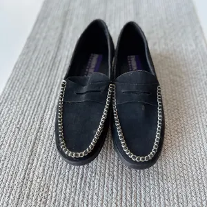 Fashion Bug Black Faux Suede Loafers with Whip Stitiching Detail Sz 9 thumbnail 3