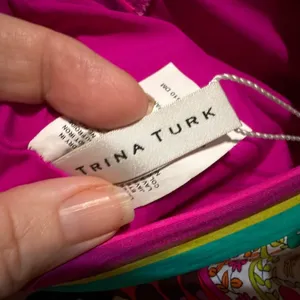 Trina Turk Hawaiian Garden Border Halter Plunge One Piece Swimsuit thumbnail 9