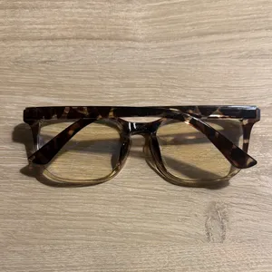 Tortoise Shell Glasses Brown thumbnail 3