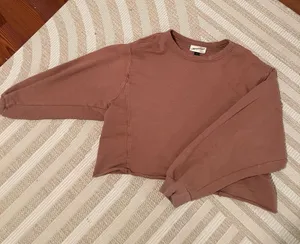 Universal Threads Brown Crewneck Cropped S thumbnail 1