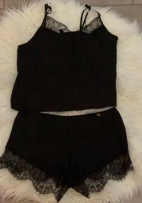 MIDNIGHT BAKERY Rose Noir Lace Trim Pajamas thumbnail 4