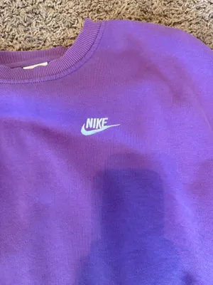 Nike Crewneck thumbnail 2