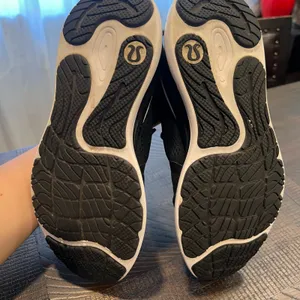 Lululemon Blissfeel Womens Running Shoe 8.5 women thumbnail 6