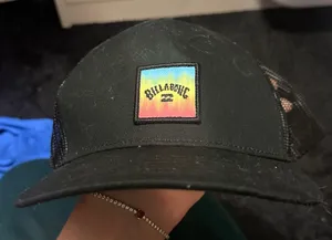 Black thumbnail 1