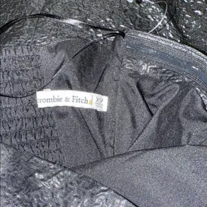 NWOT Abercrombie & Fitch Metallic strapless midi dress Charcoal Gray Shiny thumbnail 6
