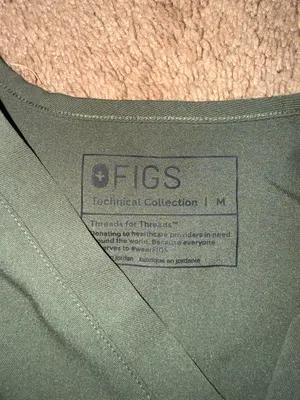 FIGS Scrubs Set thumbnail 2