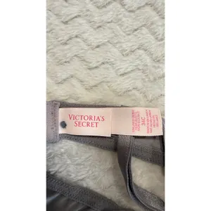 Victorias Secret Unlined Demi Lace Bra Gray Floral Underwire 34C 4331 thumbnail 4