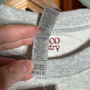 NWT ALLGOOD Artistry ‘Be You’ Skeleton Hand Rainbow Pride Sweatshirt Gray Sz Med thumbnail 4
