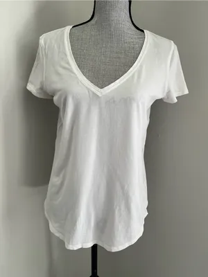 Lululemon white v neck workout tshirt thumbnail 1