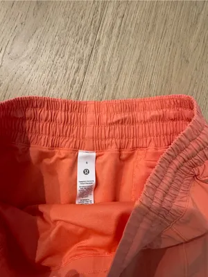 Lululemon Hotty Hot Shorts in Sunset thumbnail 3