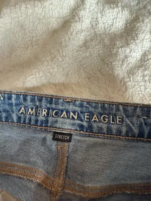 American Eagle Jeans Outfitters Ripped thumbnail 4