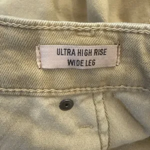 Ariat Wide Leg Jeans 33R Ultra High Rise Countryside French Khaki Stretch NWT thumbnail 12