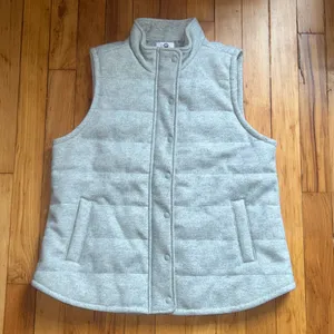Craft and Barrow Gray Vest thumbnail 1