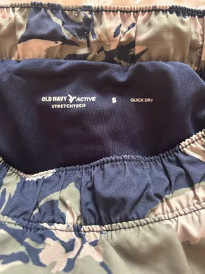 Old Navy Activewear Shorts thumbnail 4