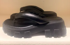 Forever 21 Black Chunky Platform Thong Sandals thumbnail 1