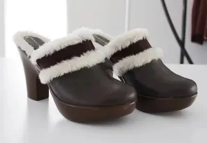 Tommy Hilfiger Merry Vintage Y2K Leather Faux Fur Trim Platform Clogs thumbnail 1