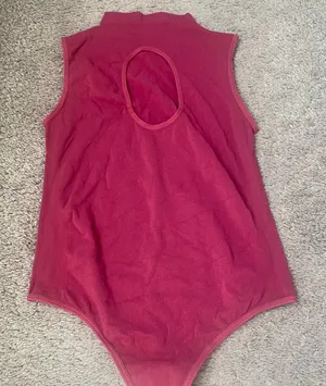 Magenta Pink Bodysuit with Sleeveless Design and Peephole in the back thumbnail 1