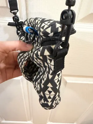 Kavu Black & White Geo Print Crossbody Bag thumbnail 5