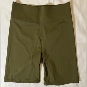 MWL by Madewell Form High-Rise 7" Biker Shorts in Kale Green Medium thumbnail 4