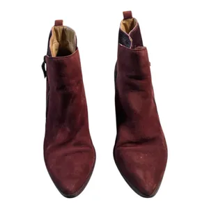 Tahari Rockstar Oxblood Red Suede Calf Hair Pointed Toe Outer Zip Ankle Boots 9 thumbnail 2