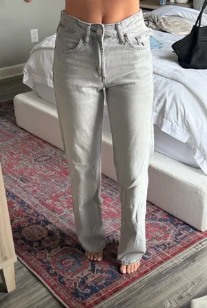 ZARA Mid-Rise Jeans thumbnail 2