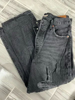 Levi Black Distressed Jeans High-Rise Straight thumbnail 1