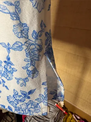 WDIRARA Blue White Floral 2 Piece Tie Strap Crop Top Mini Skirt Set Small thumbnail 10