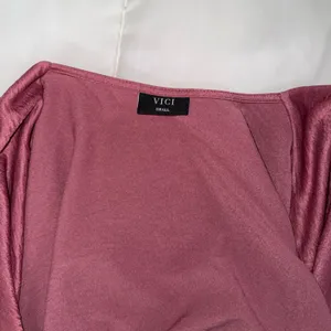 VICI Front Tie cropped blouse size small thumbnail 3