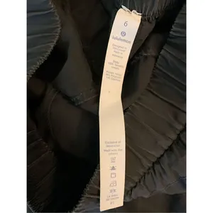 Lululemon Move Lightly Pant *25" women's size 6 thumbnail 3