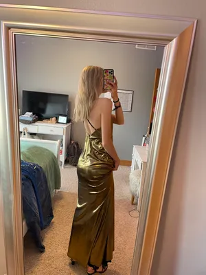 Lulus prom dress thumbnail 3