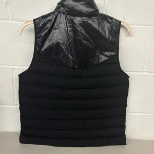 Lululemon Navigation Stretch Down Vest
Black size 6 puffer thumbnail 4