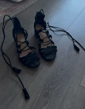 Madden Girl Heels thumbnail 1