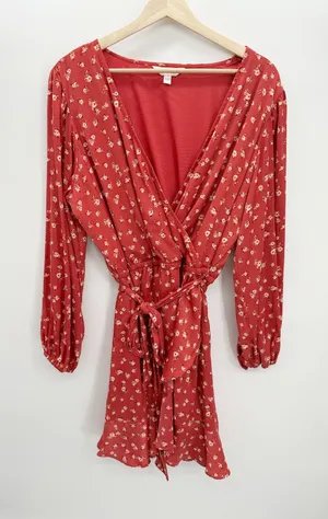 Lauren Conrad Dress Women XXL Red Microfloral Faux Wrap Knee Length‎ Satin Fall thumbnail 1