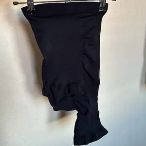 Skims Seamless SCUPLT Solution Short Left Leg Exposed Onyx BLACK NWOT $42 sz XL‎ thumbnail 9